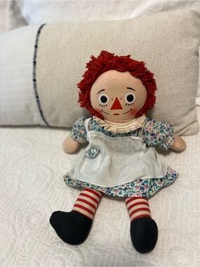 Vintage Knickerbocker brand Raggedy Ann rag doll
